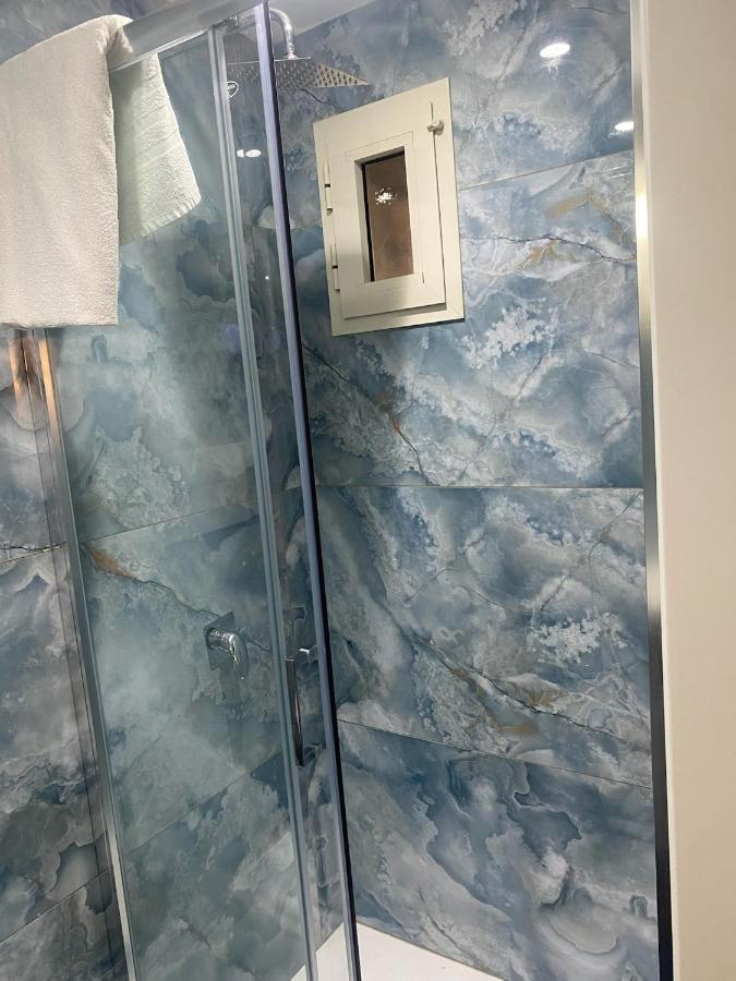 Capodichino Guest House Napoli Bagian luar foto